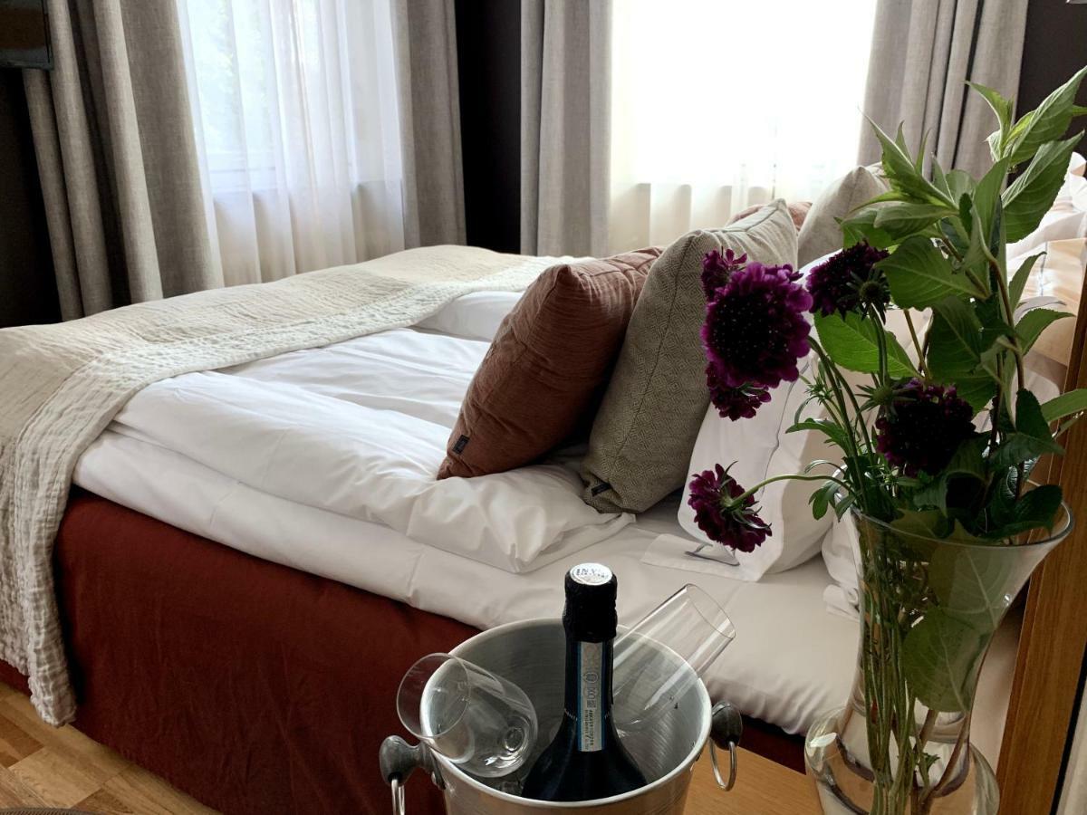 Naesby Slott Hotel Taby Luaran gambar