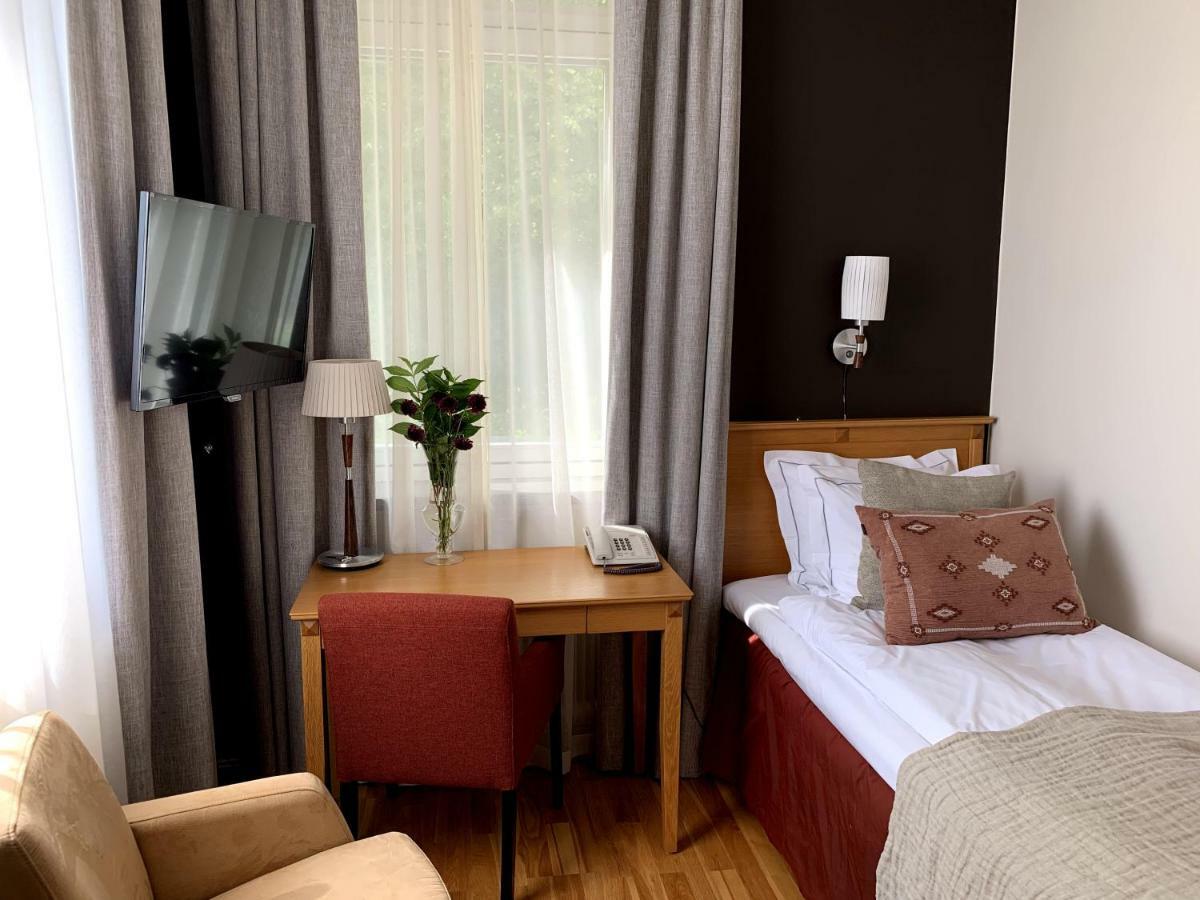 Naesby Slott Hotel Taby Luaran gambar